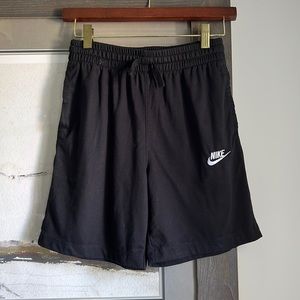 EUC Nike Standard Fit Shorts - Black - Youth Large - Super Soft Cotton